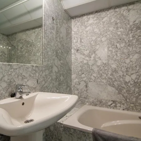 Modern In Medina Garden - Puerto Banus Apartment Marbella