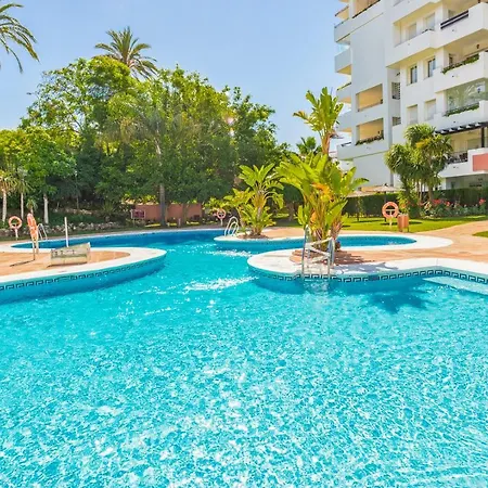 Modern In Medina Garden - Puerto Banus Apartment Marbella