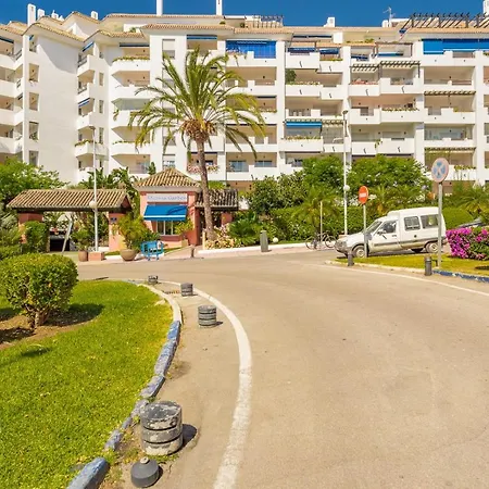 Modern In Medina Garden - Puerto Banus