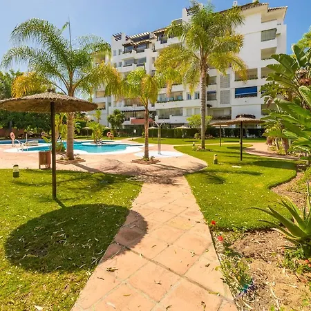 아파트 Modern In Medina Garden - Puerto Banus 마르베야