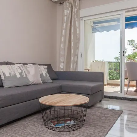 Modern In Medina Garden - Puerto Banus 마르베야